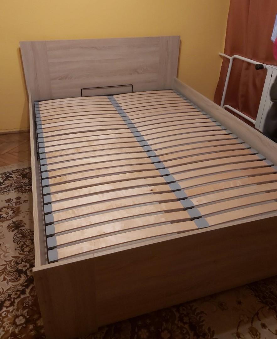 Łóżko ze stelażem 200x140 cm