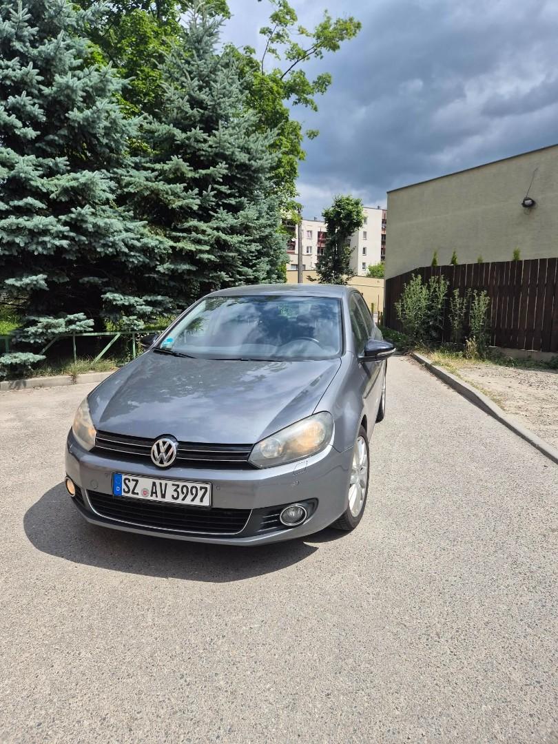 Volkswagen Golf VI