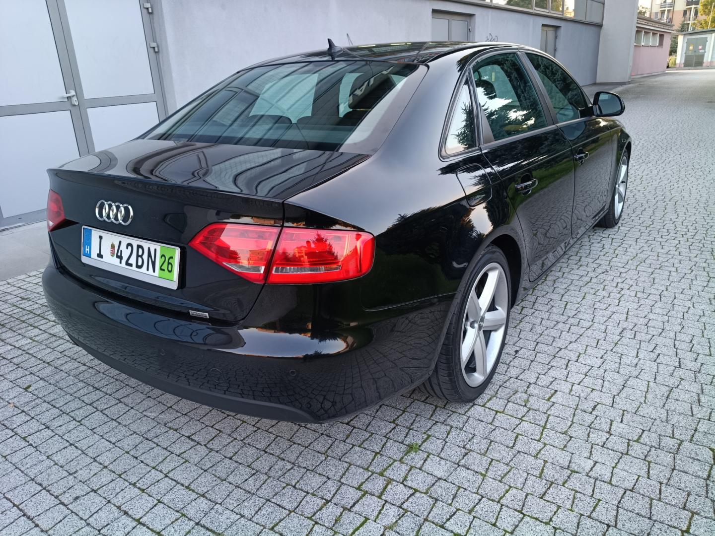Audi a4 B8 Bi-xenon,Navi