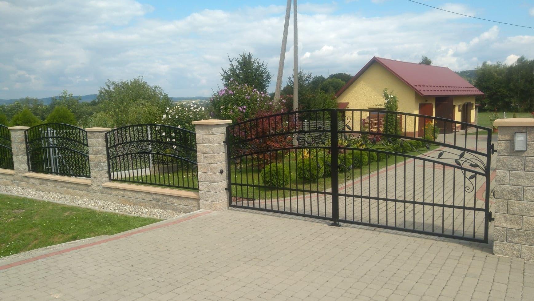 Ogrodzenia, Bramy, Furtki, Balustrady, Daszki - automatyka do bram