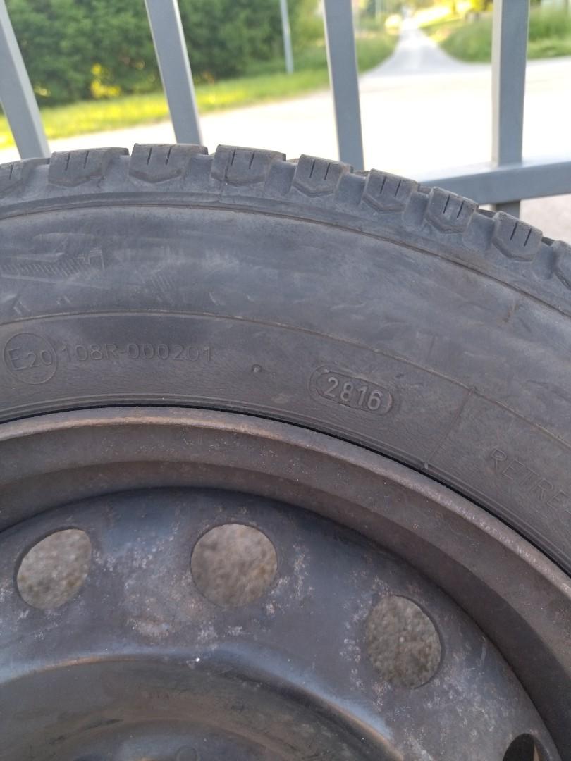 Koła zimowe Peugeot 206, 175/65/14, bieżnik około 6 mmm
