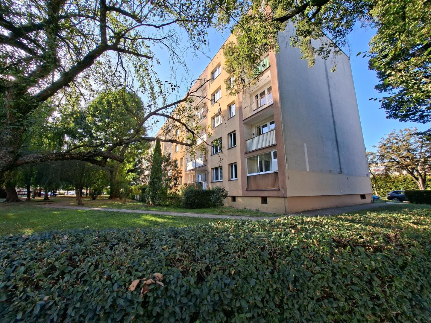 Mieszkanie trzypokojowe 52m przy ul. 3 maja