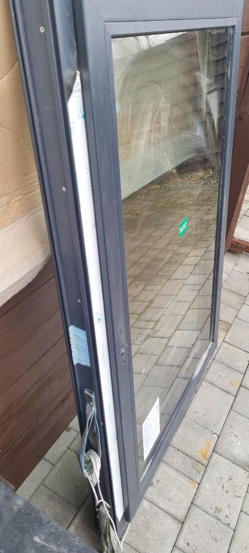 okno PVC 714 x 1132 mm rozwieralno/uchylne, nowe, Ral 7016
