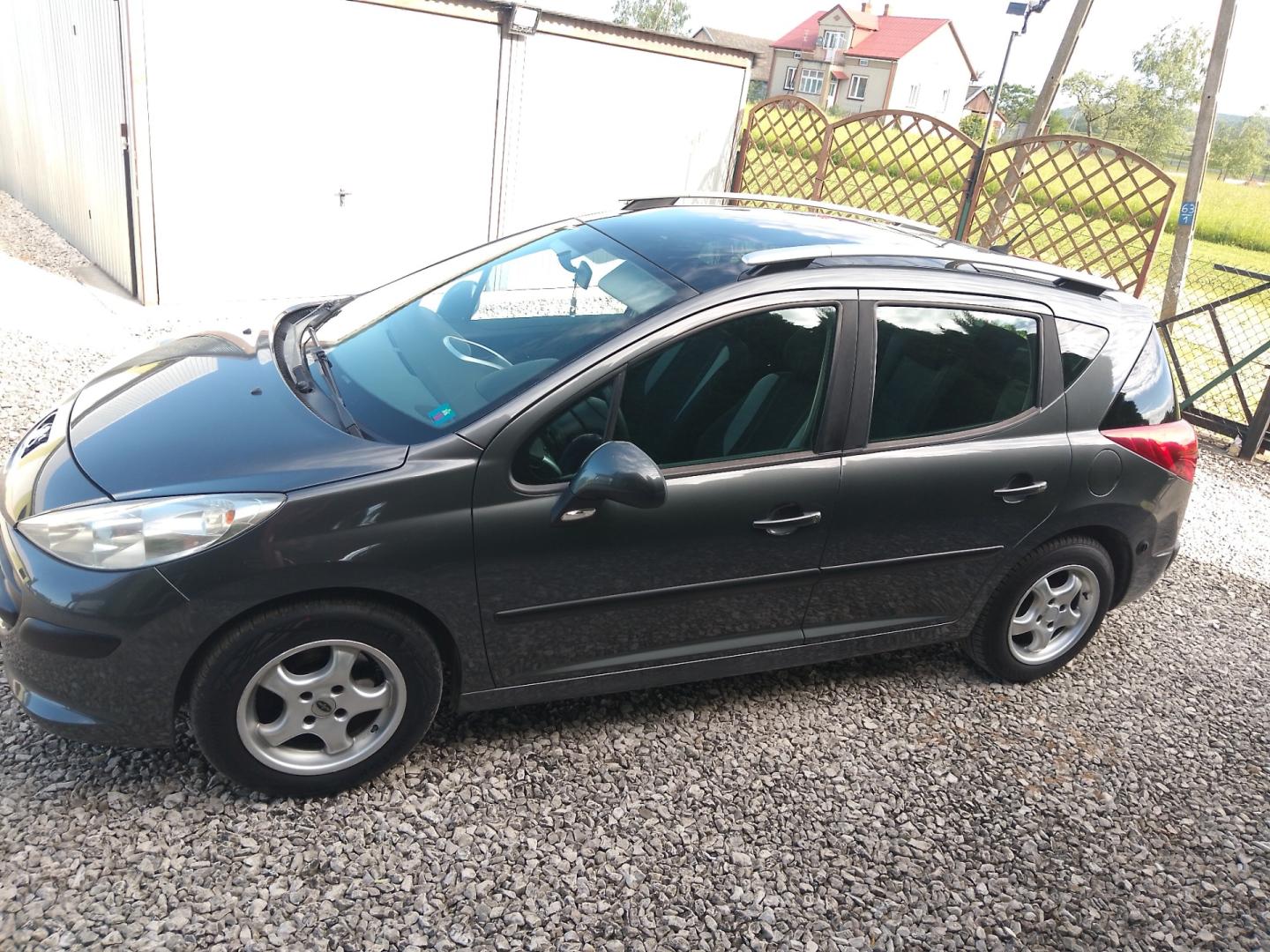Peugeot 207 sw B + Gaz 1,4 2008 rok