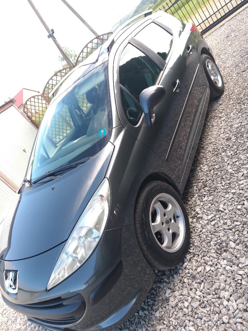 Peugeot 207 sw B + Gaz 1,4 2008 rok