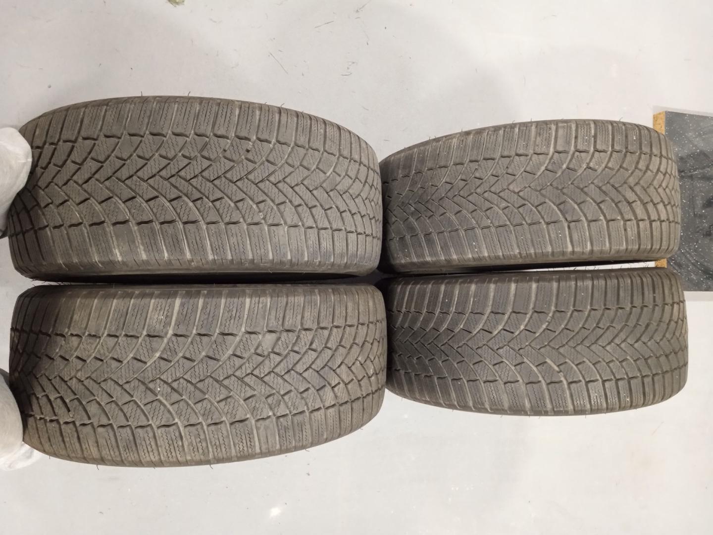 Opony zimowe 235/45r17 Bridgestone Blizzak LM005 - 4 szt.