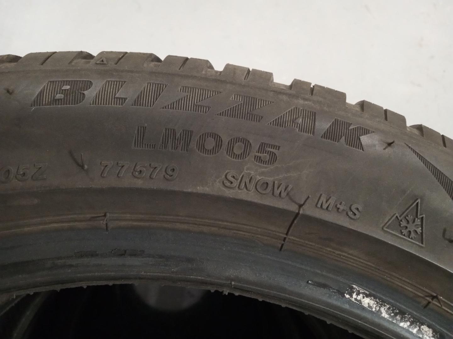 Opony zimowe 235/45r17 Bridgestone Blizzak LM005 - 4 szt.