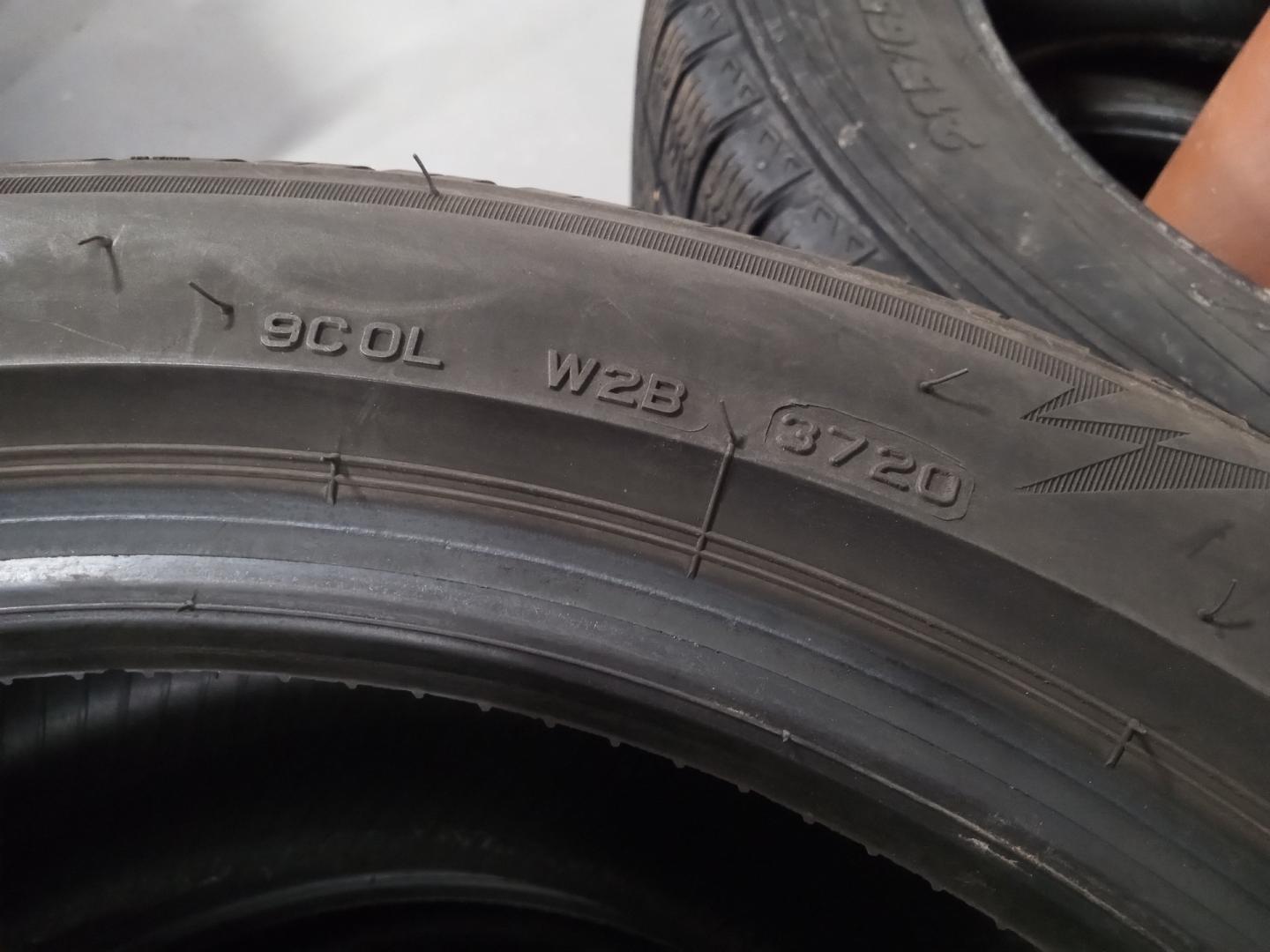 Opony zimowe 235/45r17 Bridgestone Blizzak LM005 - 4 szt.