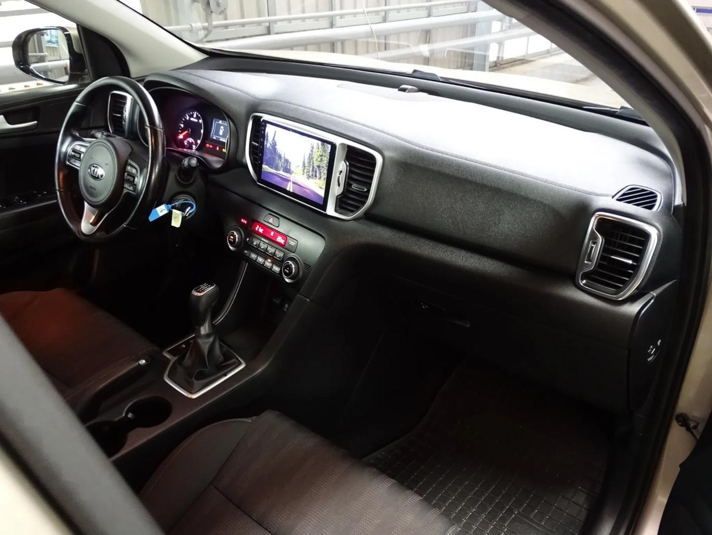 Kia Sportage IV 1.7l CRDi 115 KM 2016 r. z Polskiego Salonu