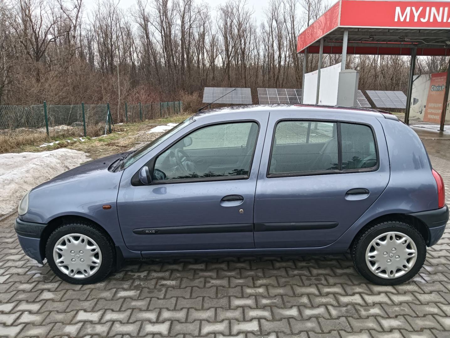 Renault Clio II - 1.4 benzyna 75 KM z 2000 r.