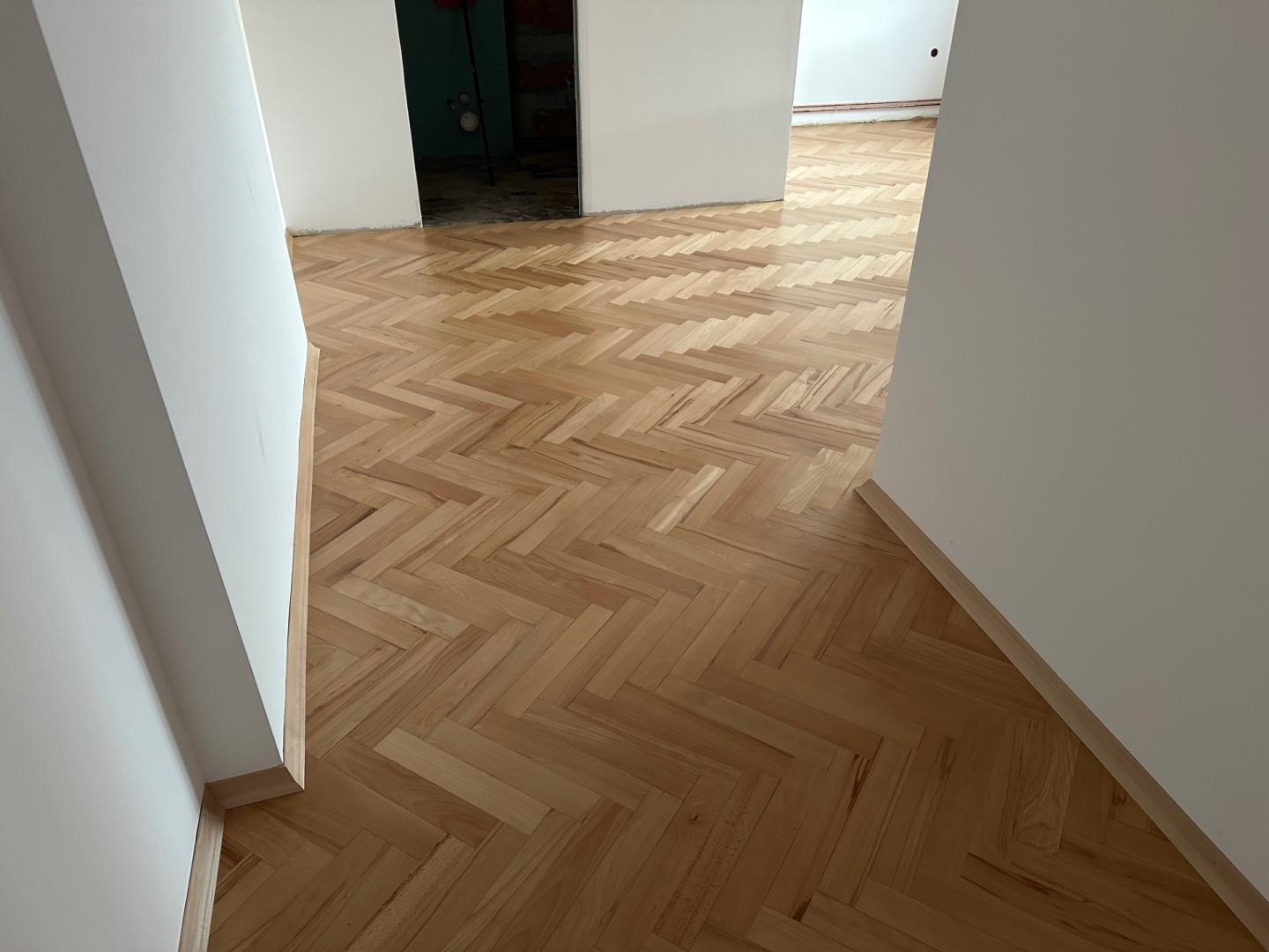 Bezpył cyklinowanie, układanie podłóg, paneli.