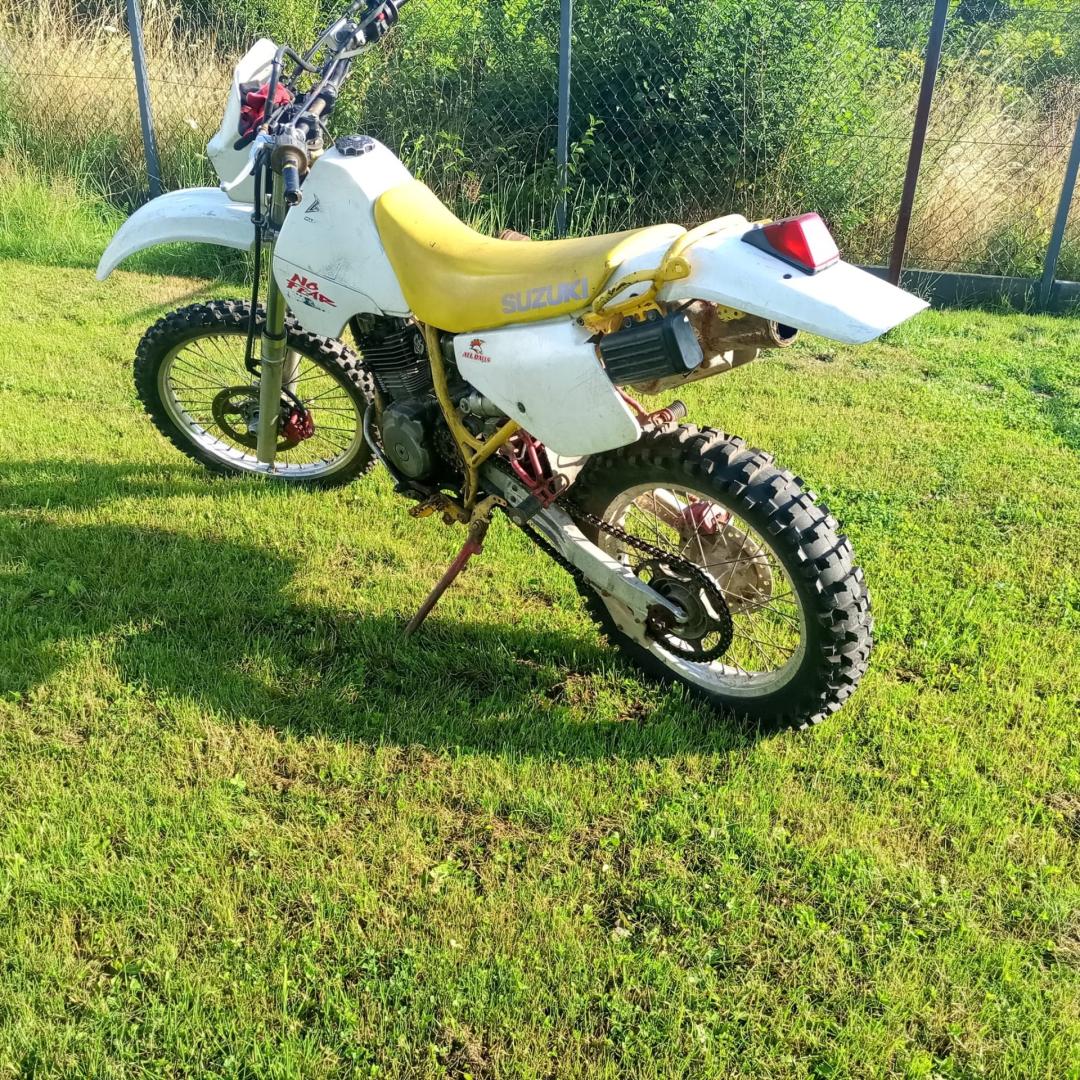 Suzuki dr 350 zarejestrowany