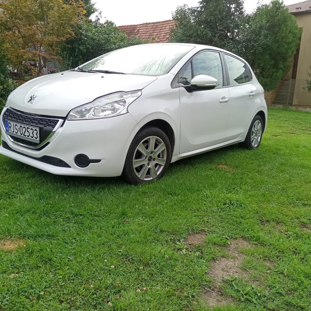 Peugeot 208 1.4hdi