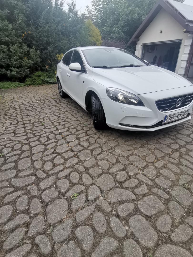 volvo v40  ocean race