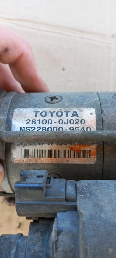Alternator Toyota Yaris 1.3 - 2002 rok