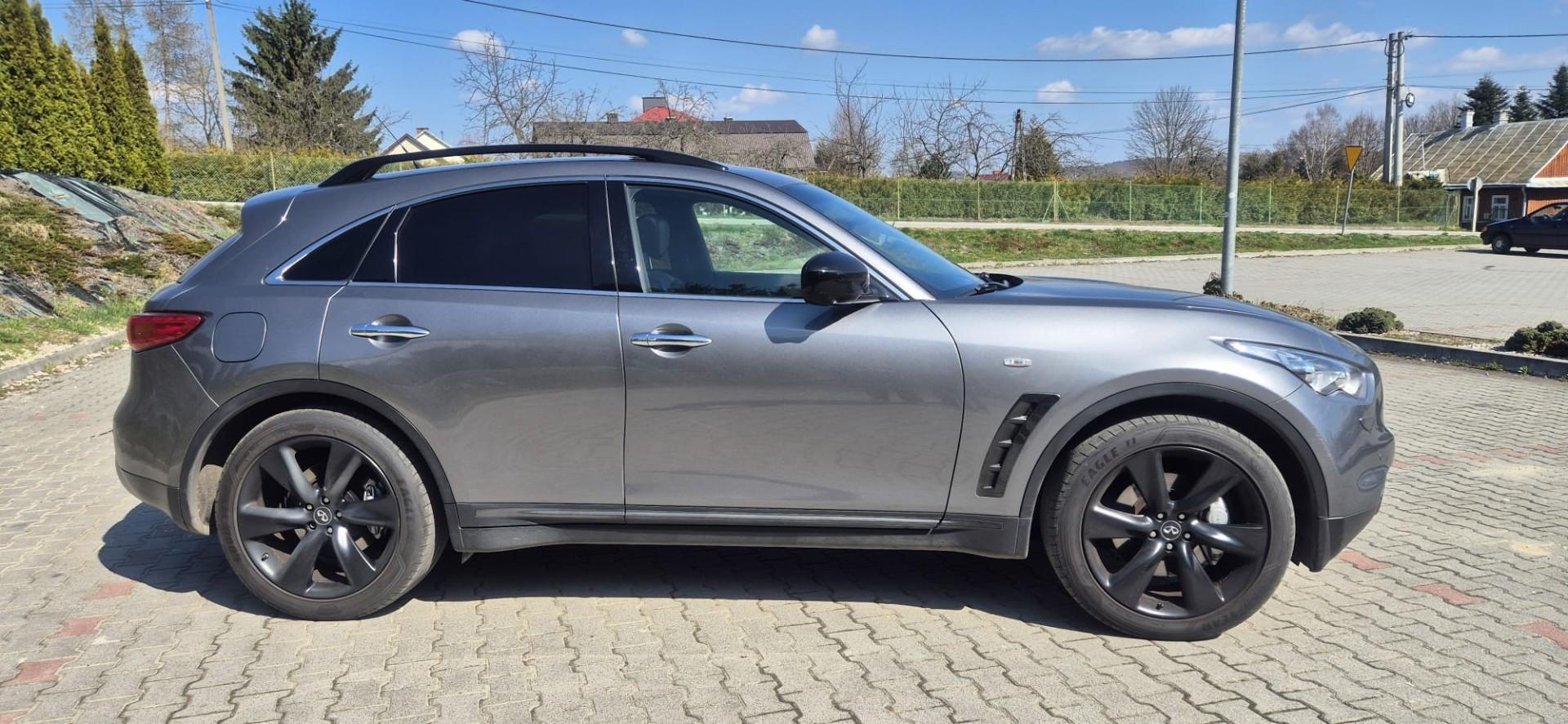 infiniti qx70s 2015r. v6 3,0l. diesel
