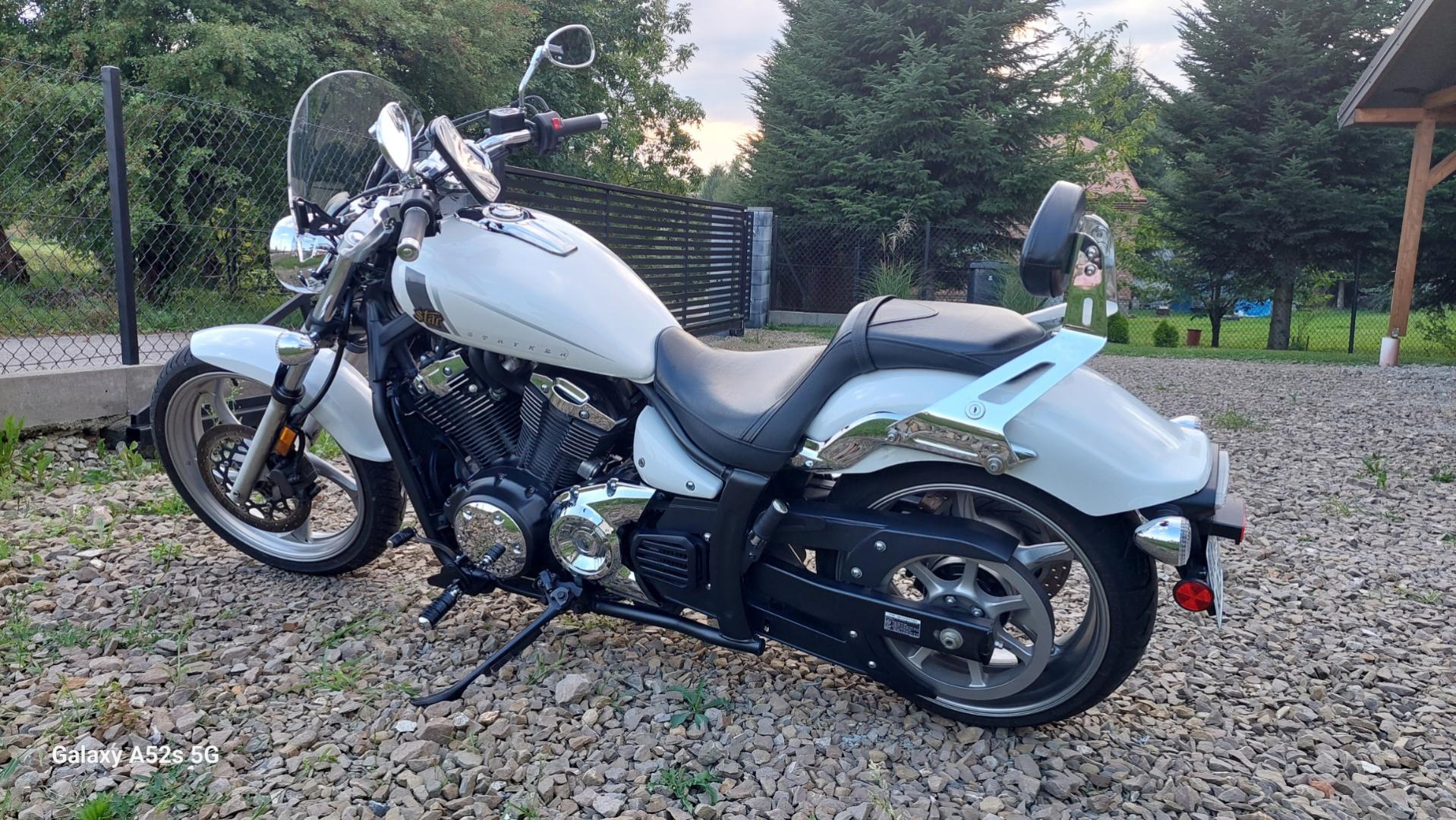 yamaha xvs1300 stryker biały