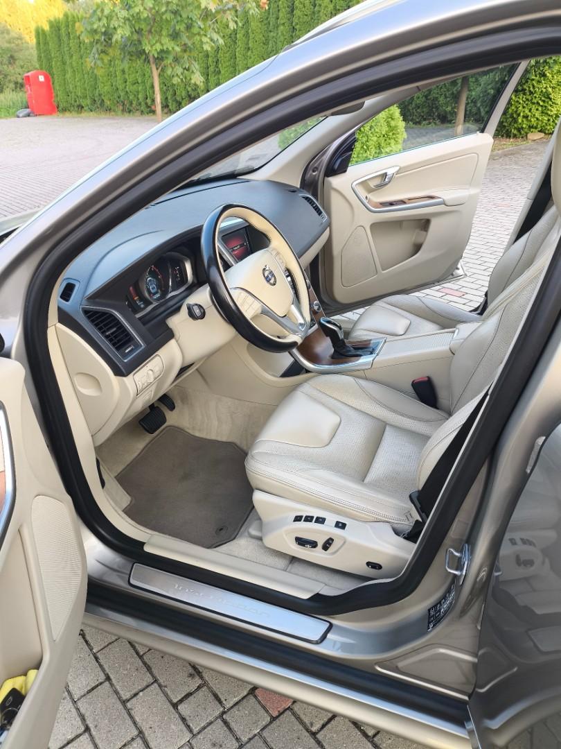 Volvo XC60 2,4 D5 AWD