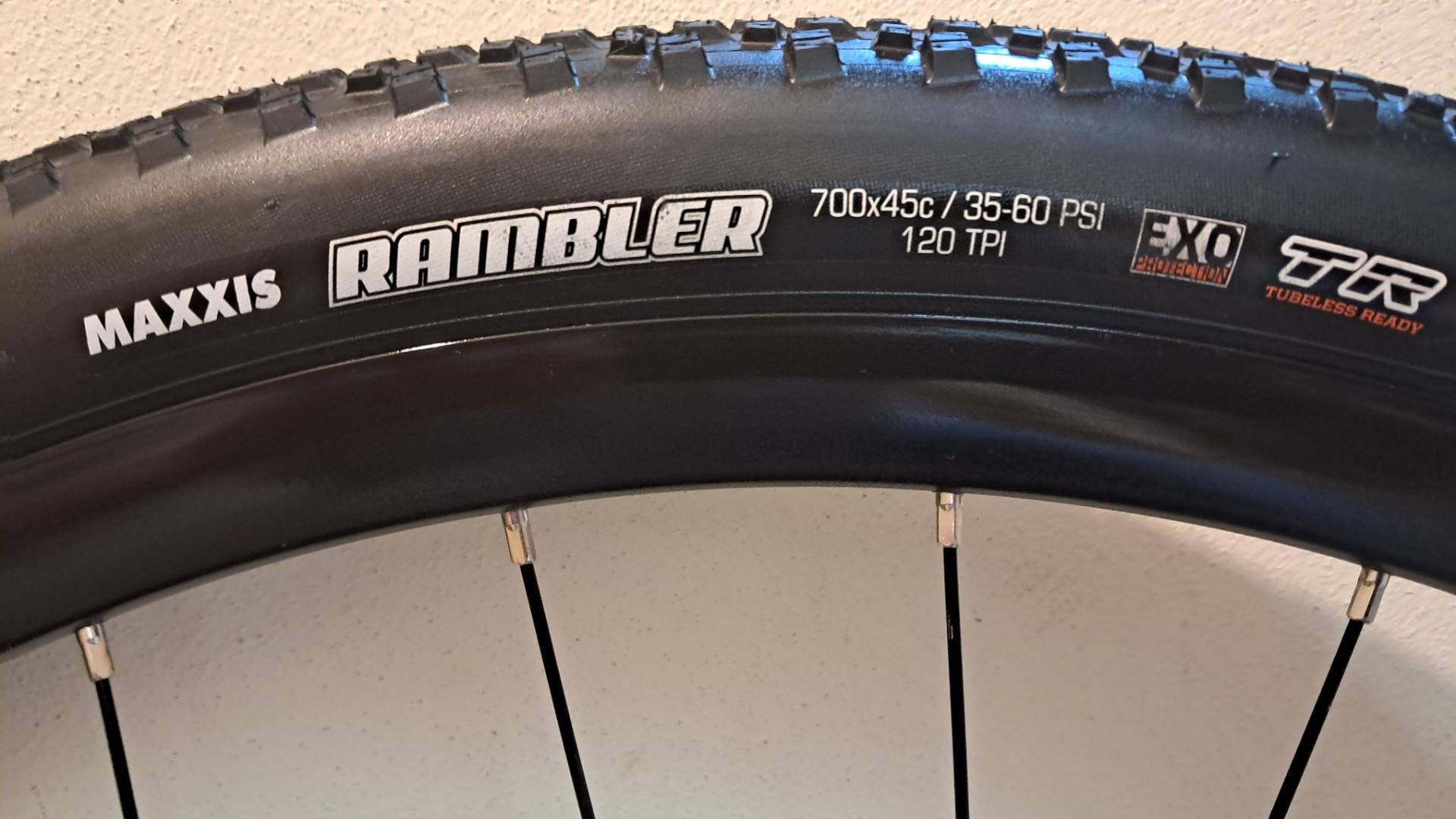 Sprzedam komplet kół rowerowych MERIDA