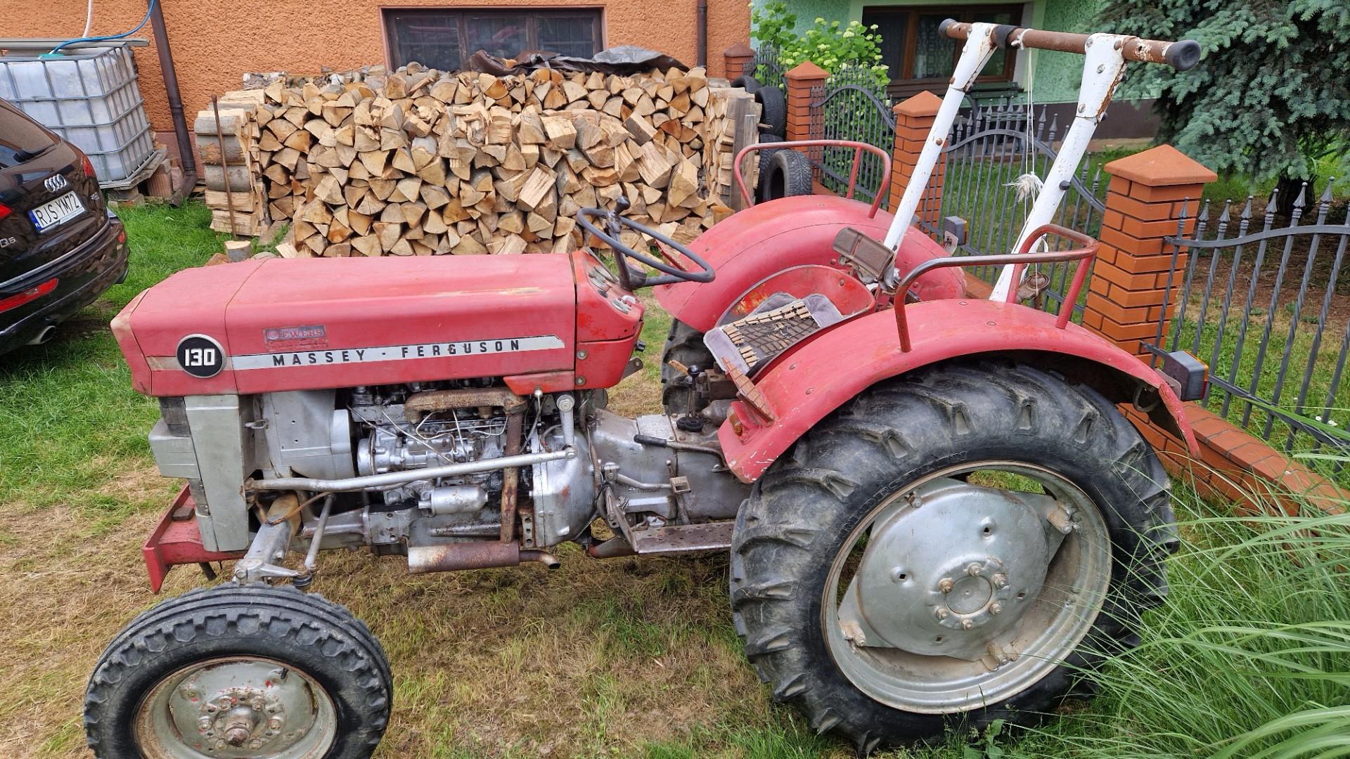 Traktor Massey Ferguson 130
