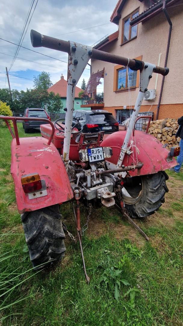 Traktor Massey Ferguson 130