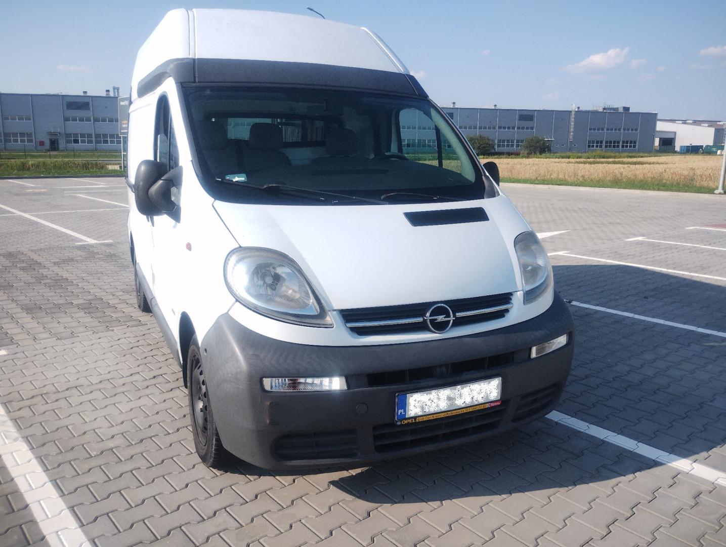 Opel Vivaro 1.9 CDTI 101km 2005 rok.