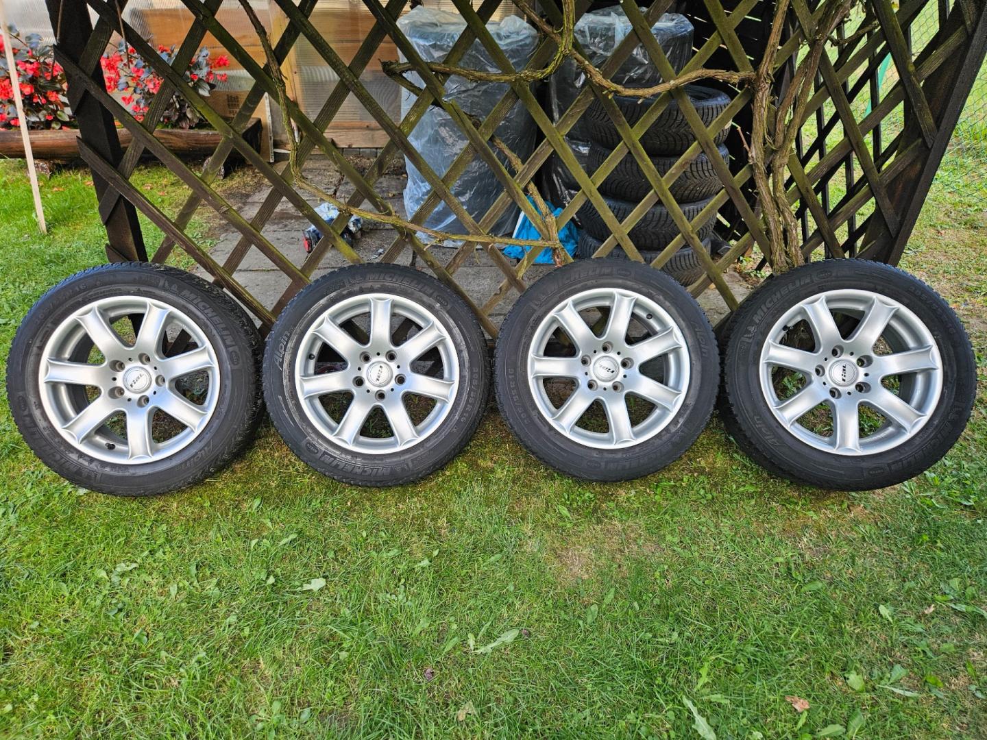 Alufelgi r16 5x120 Bmw Vw T5 T6 Opel Insignia Rial