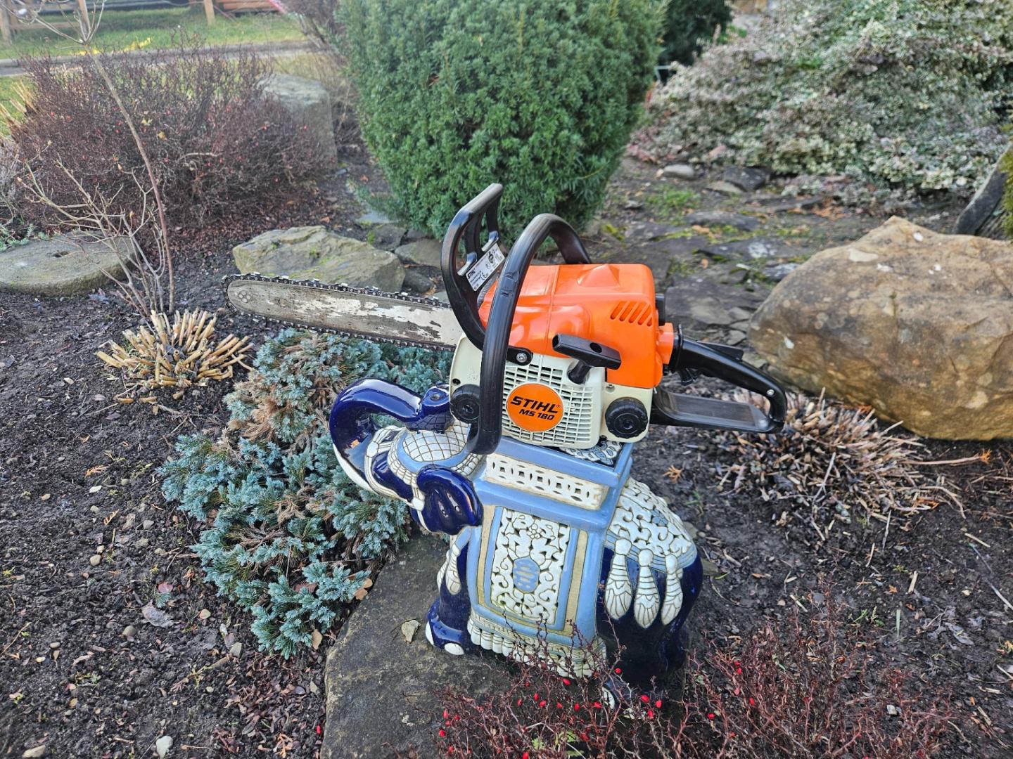 Pilarka Stihl Ms 180 1.9km