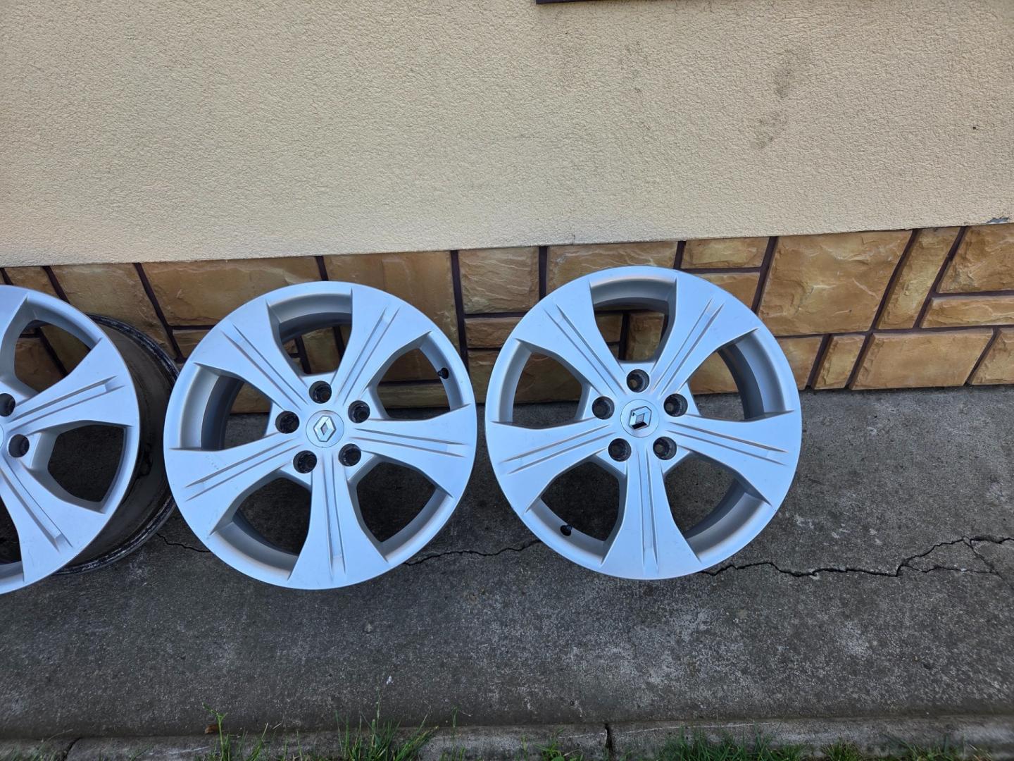 Alufelgi 17 5x114.3 Hyundai Kia Suzuki Nissan Honda Mazda Renault