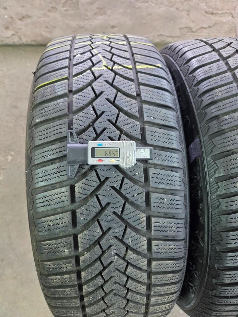 Opony zimowe 17 225/55 Semperit