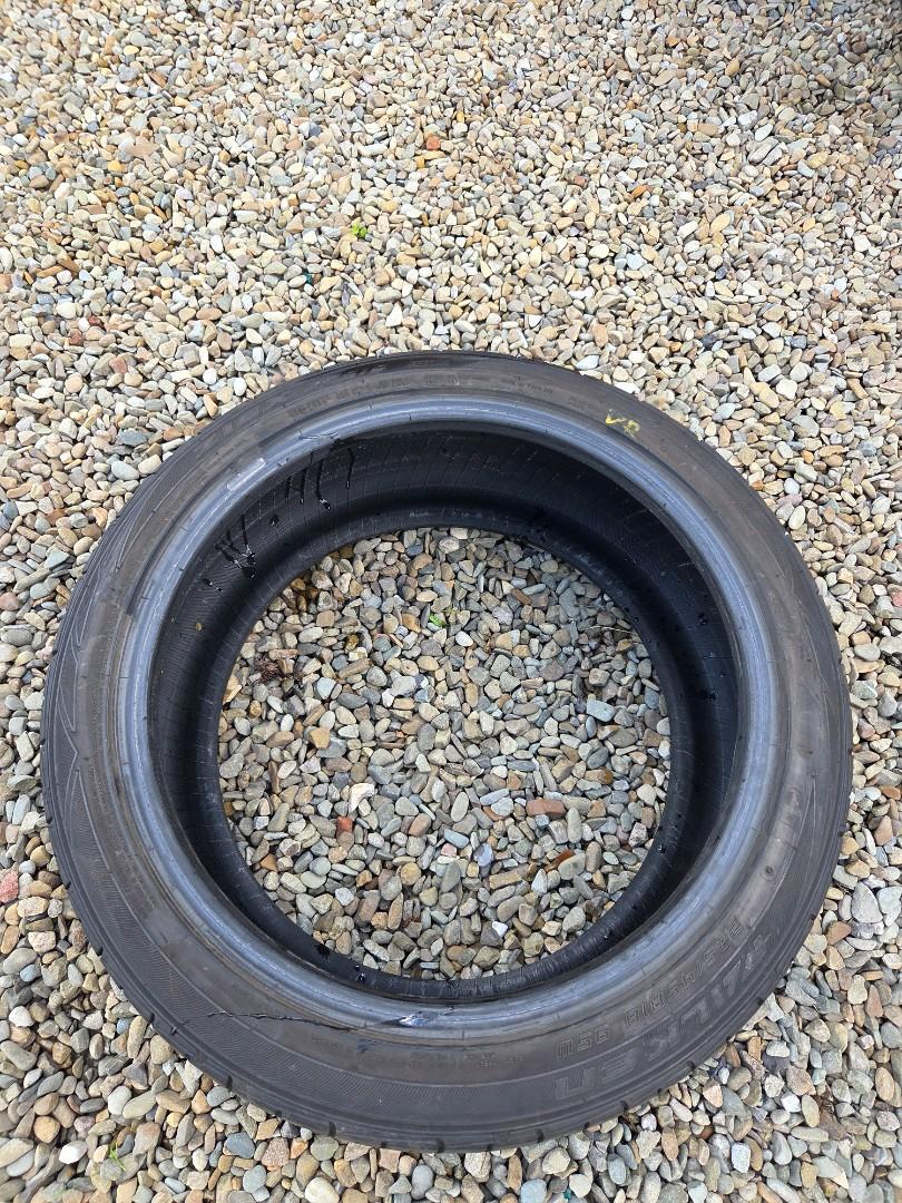 Opona letnia 18 225/45 Falken