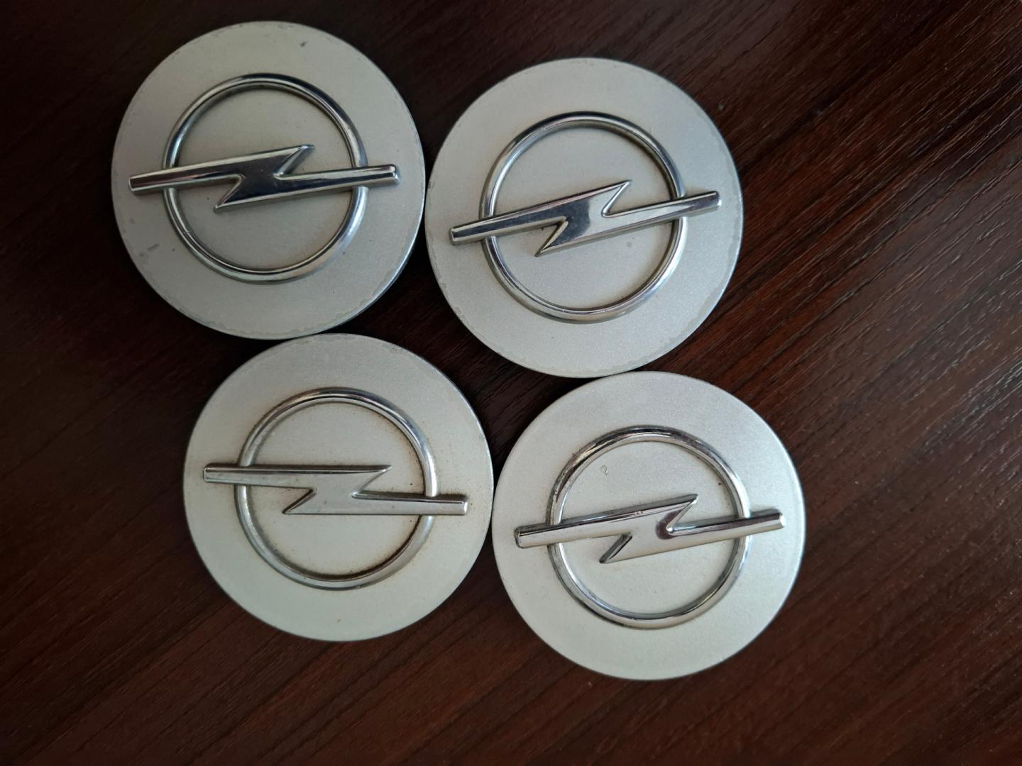 opel 4 oryginalne dekieleki do felg 64mm