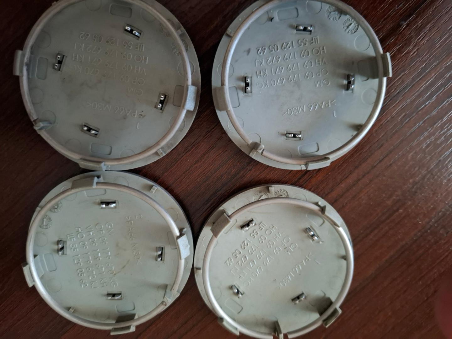 opel 4 oryginalne dekieleki do felg 64mm