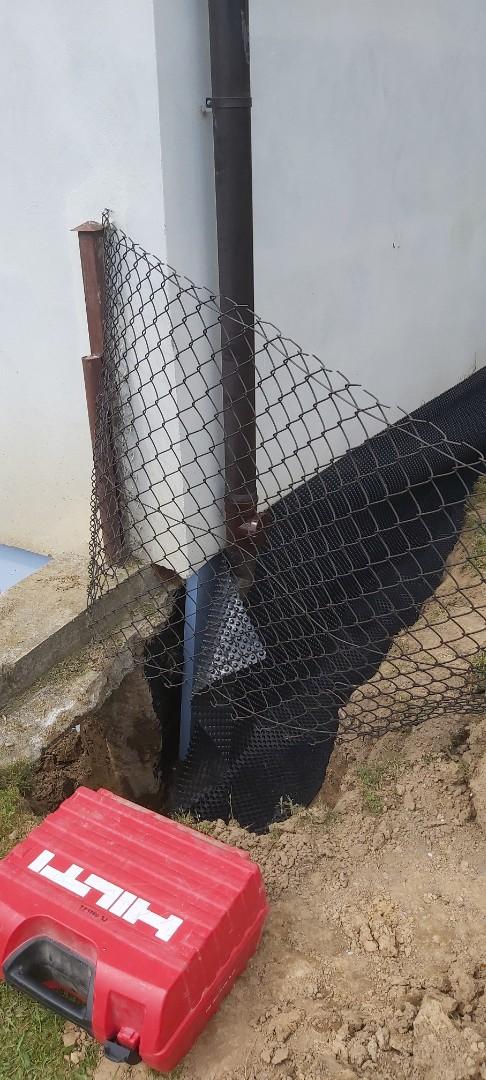 Usługi minikoparką 1.8  T i wywrotką do 3,5 T