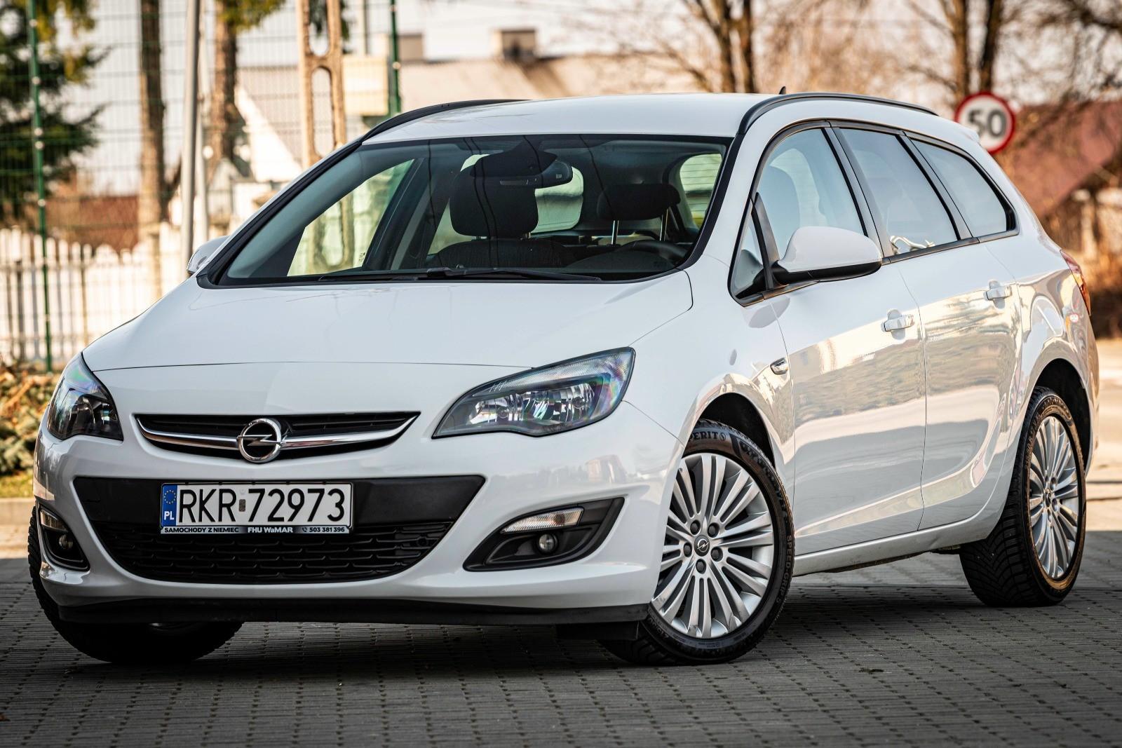 Opel Astra |  2015r. | benzyna | automat