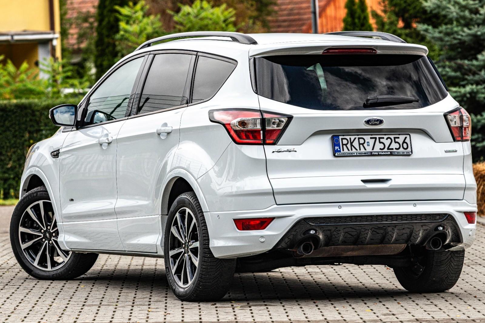 ford kuga | benzyna | 2018r. | st line | 4x4 | automat