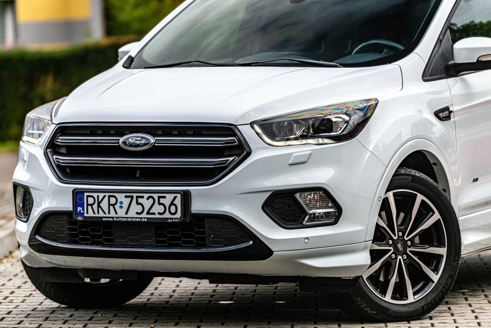 ford kuga | benzyna | 2018r. | st line | 4x4 | automat
