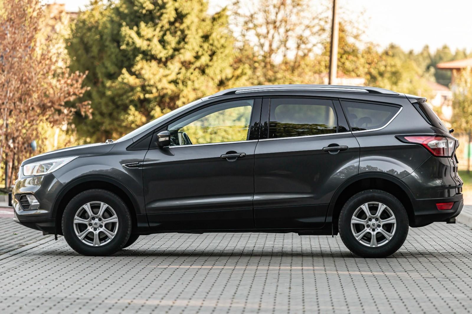 Ford Kuga 2017r.