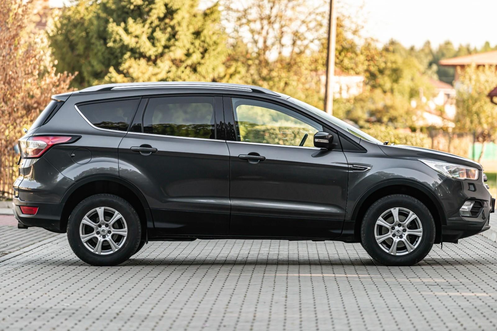 Ford Kuga 2017r.