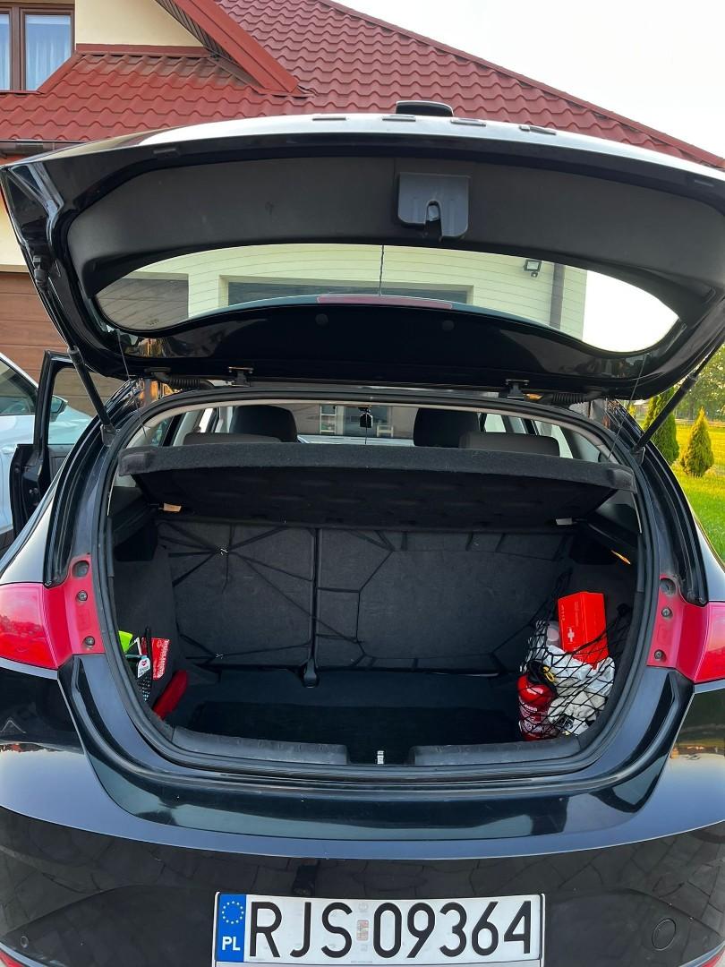Seat Leon II Style 1.9 TDI 105 KM, 2009 r., wersja po liftingu