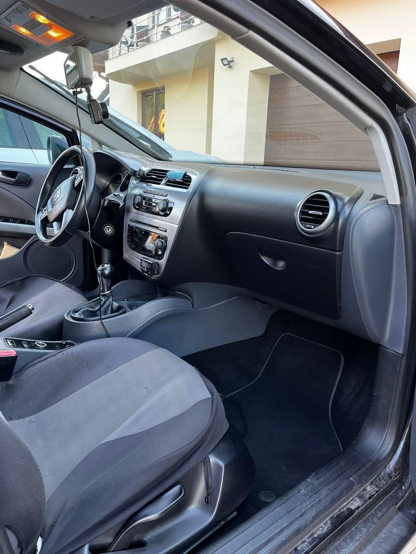 Seat Leon II Style 1.9 TDI 105 KM, 2009 r., wersja po liftingu