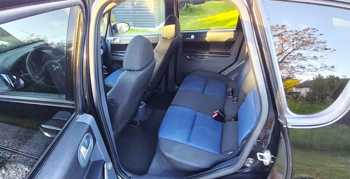 Mitsubishi Colt 2006r 1.1 75KM Benzyna Klimatyzacja Ekonomiczny