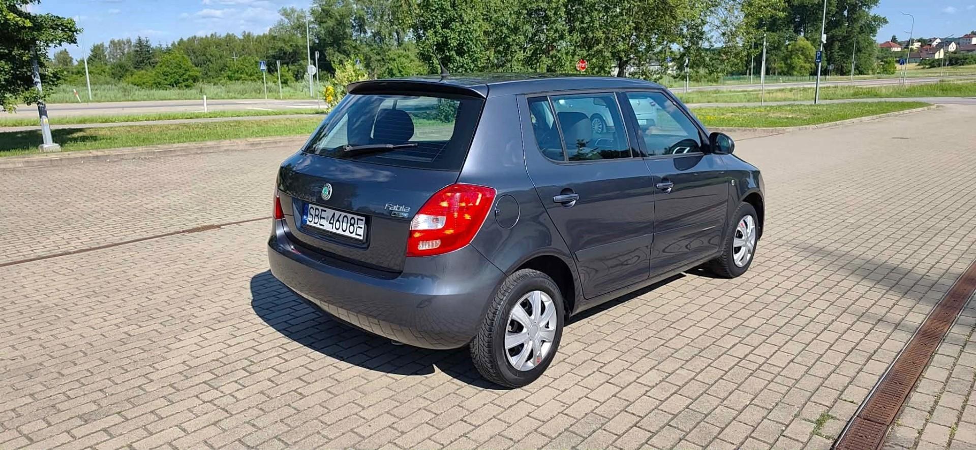 Skoda Fabia Comfort 1.4 16v Klimatyzacja Grzane Fotele Tempomat