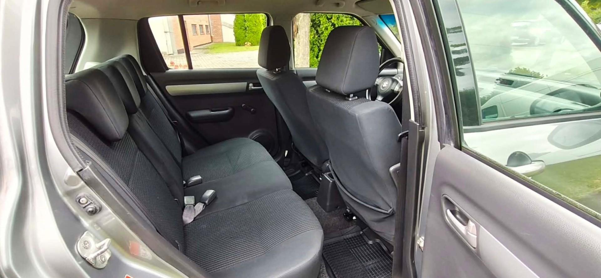 Suzuki Swift 1.5 VVT Benzyna Klimatyzacja Grzane Fotele Ekonomiczny