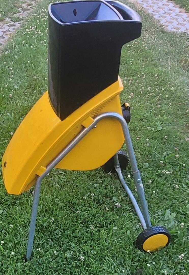 Rozdrabniacz do gałęzi 100 % Sprawny.