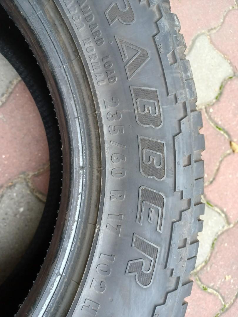 Opony zimowe 235/60 R17