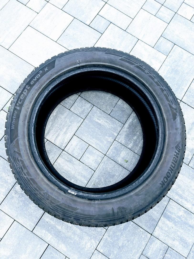 Opony Hankook I'Cept Evo3 hankook 265/50 R20 SUV.