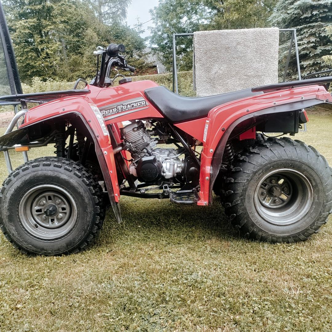 Quad Yamaha bear tracker