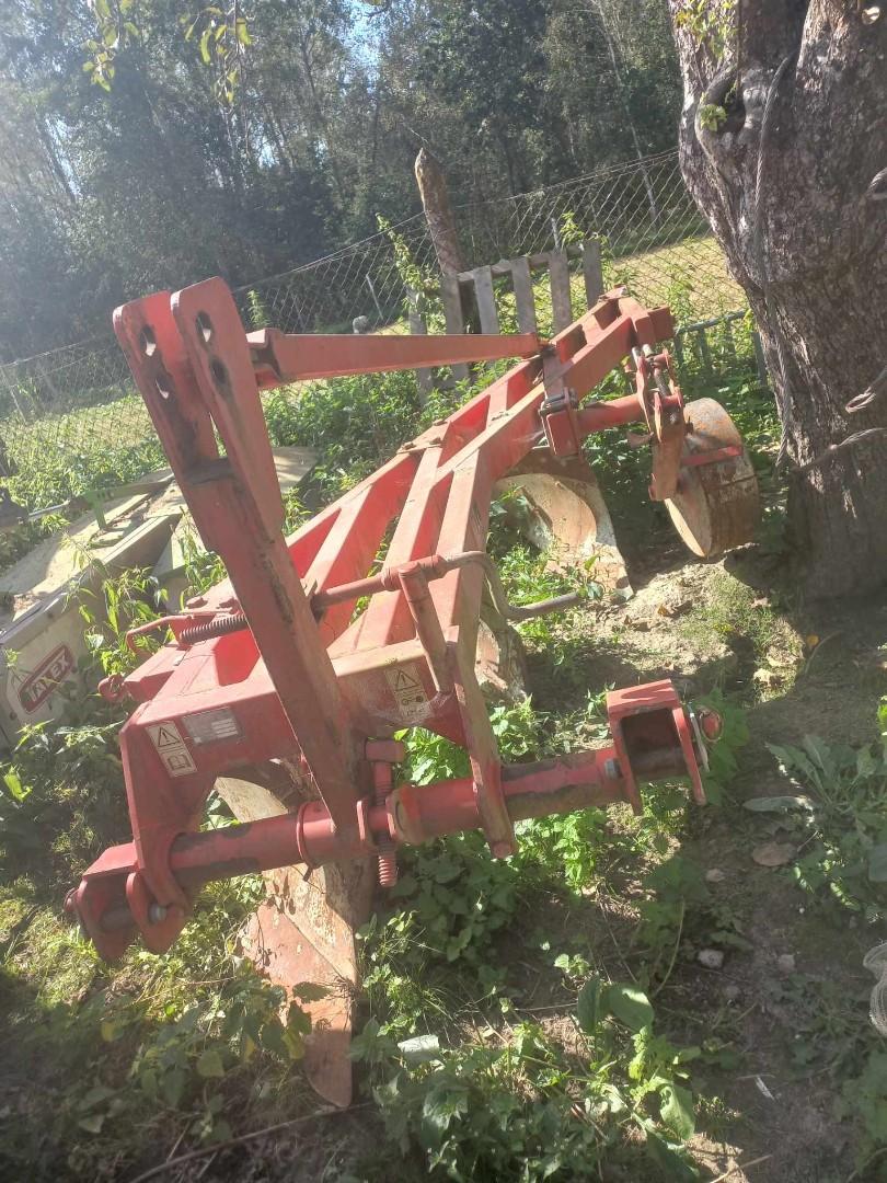 Pług 4 skibowy Awemak 4x40 słupica 70 cm