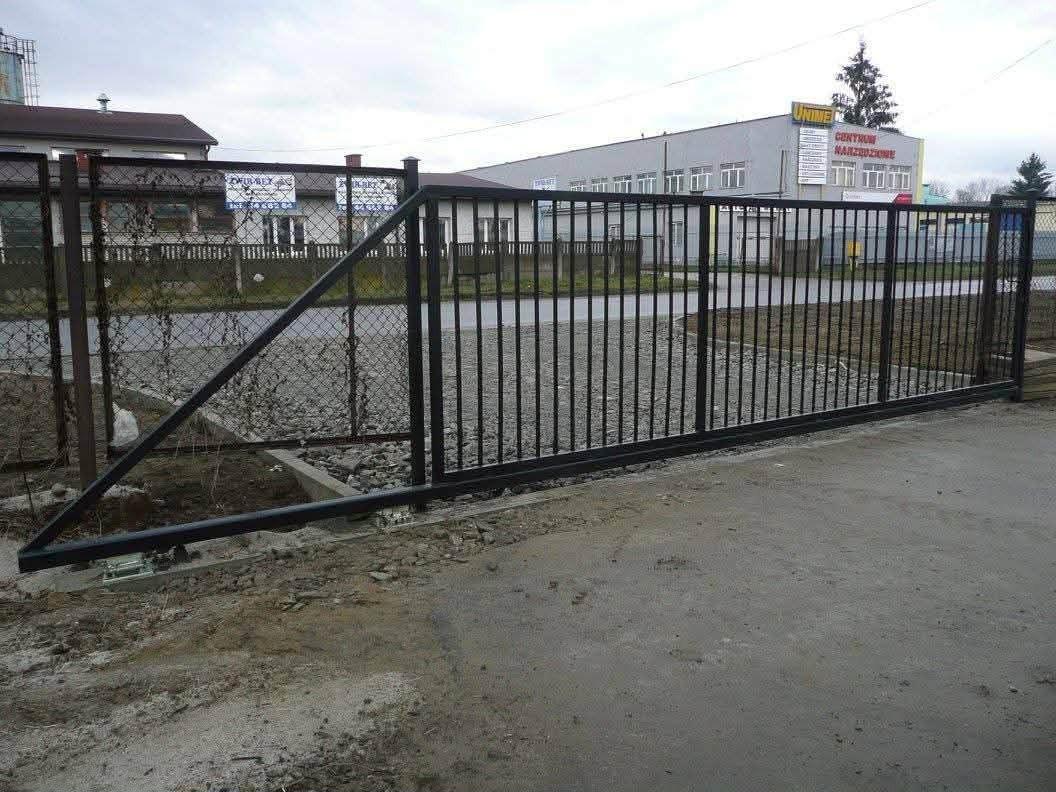 Ogrodzenia, usługi spawalnicze, pielęgnacja ogrodów, usługi wywrotką